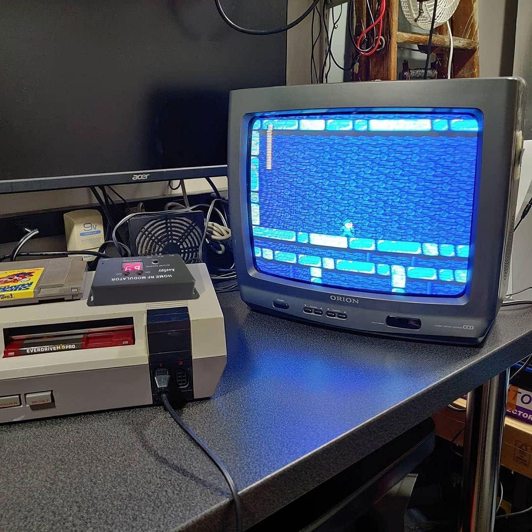 Modulador RF AoeSpy RCA a Coaxial con Antena y Canal