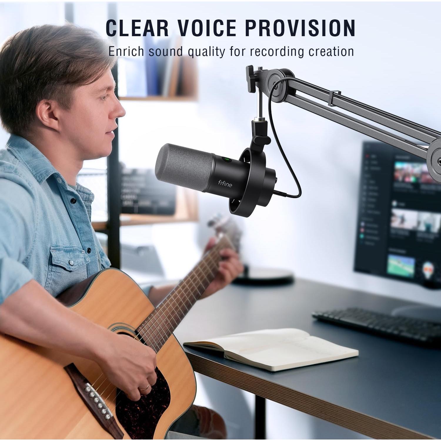 Micrófono Dinámico FIFINE K688T con Soporte de Brazo para Podcast