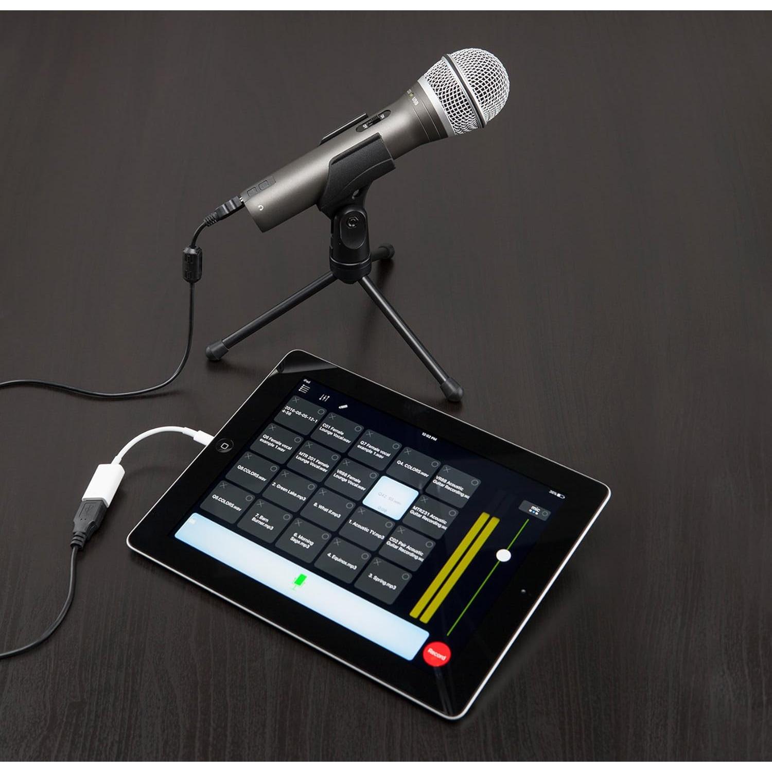 Micrófono Dinámico USB Samson Q2U para Grabación y Podcasting