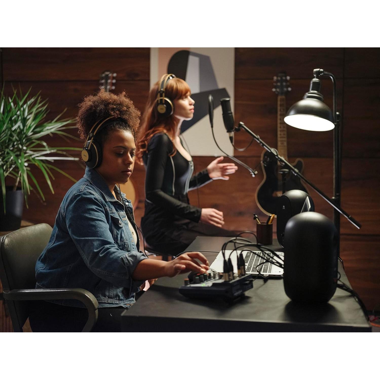 Micrófono de condensador AKG P120, cardioide, 20Hz-20kHz