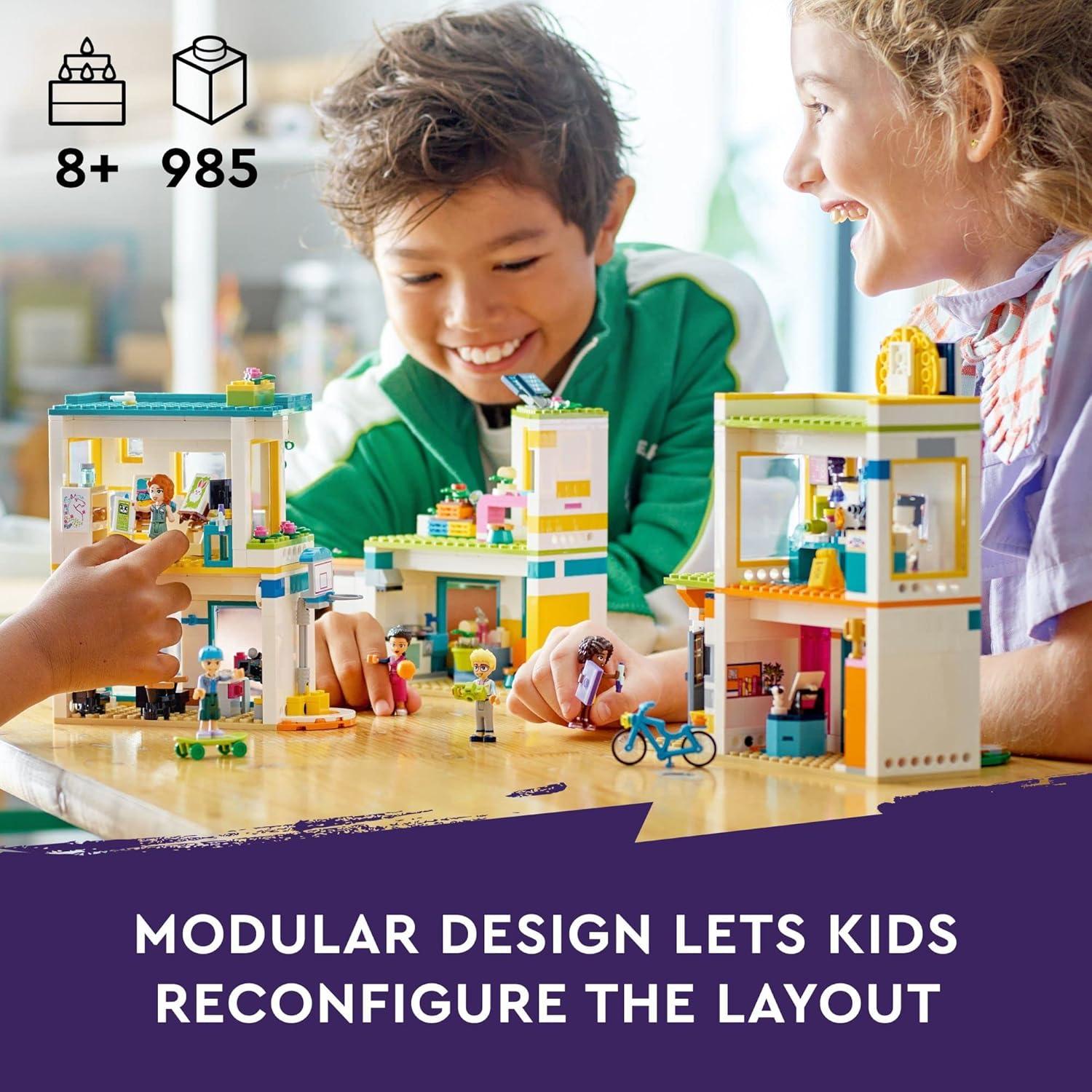 LEGO Friends Escuela Internacional Heartlake 41731 con 5 Muñecas