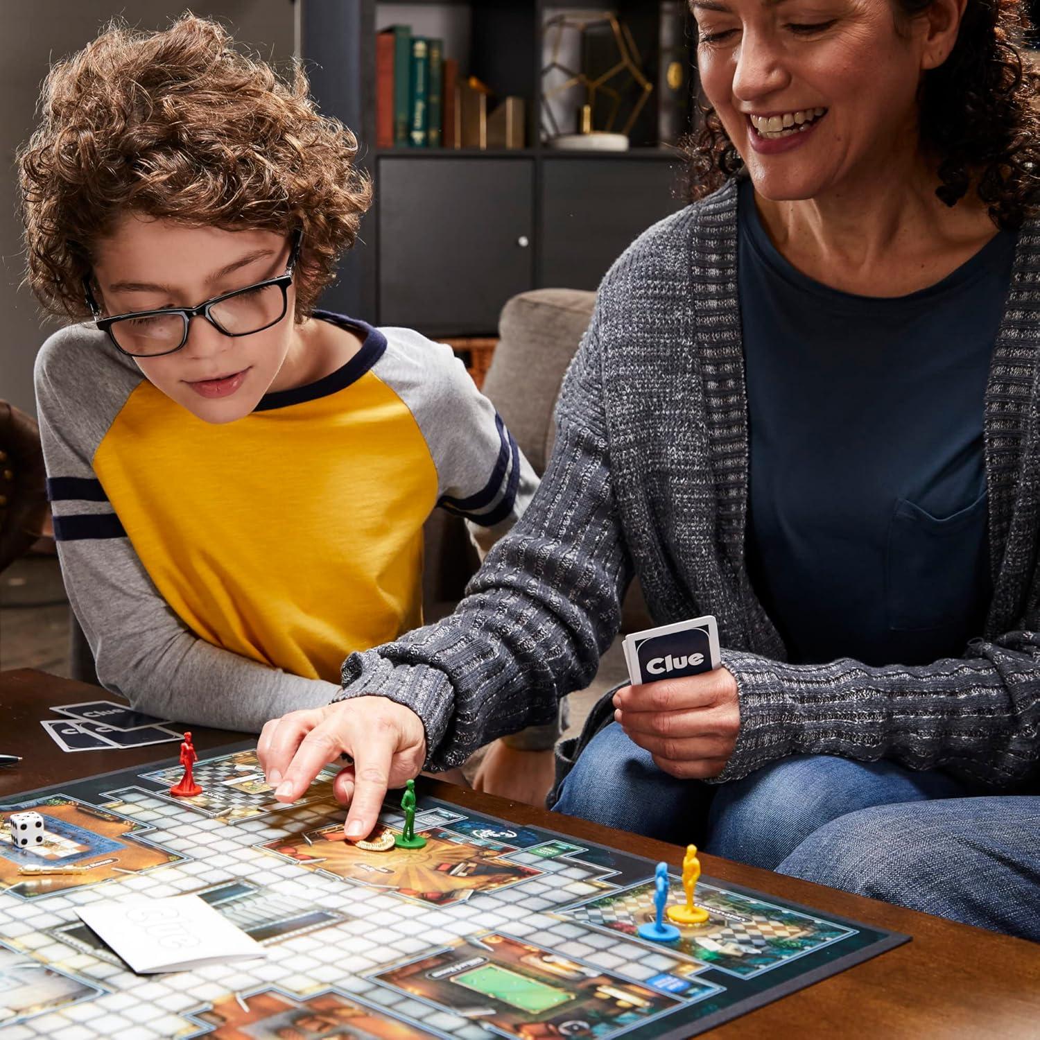 Juego de Mesa Clue Reimaginado Hasbro para 2-6 Jugadores