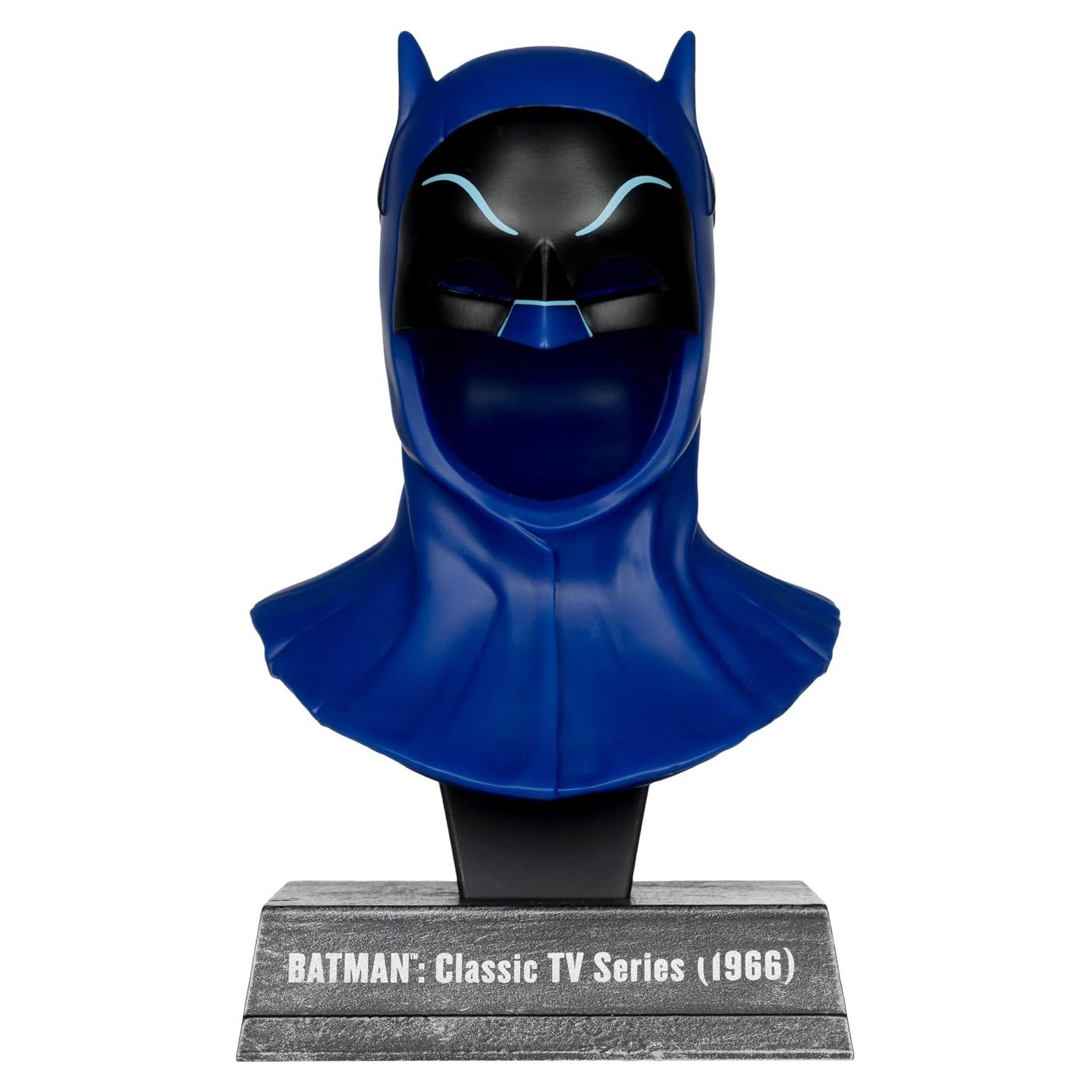 Réplia Cowl Batman 1966 McFarlane Toys 1:3 con Soporte