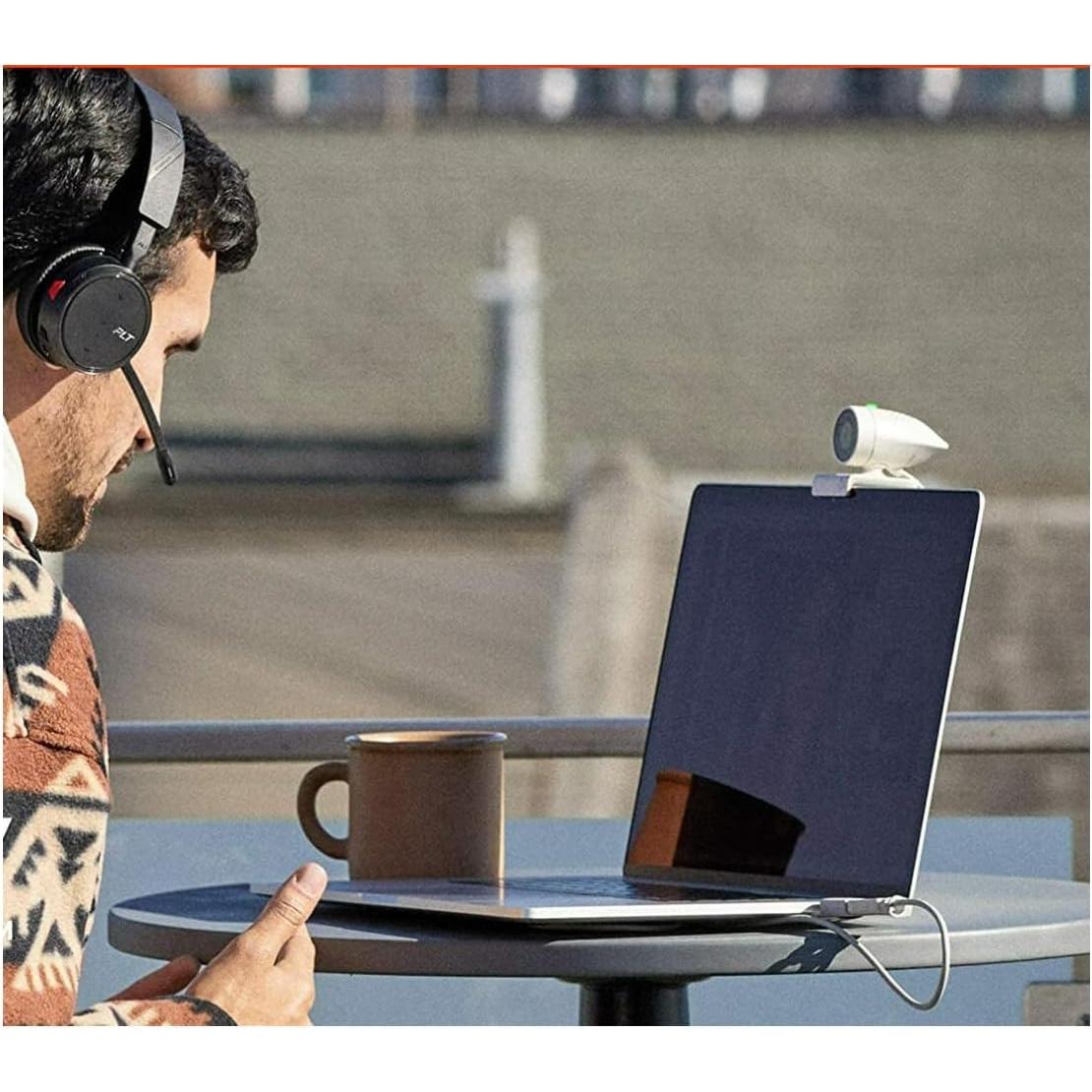 Kit Webcam Studio P5 y Auriculares Voyager 4220 UC - Poly