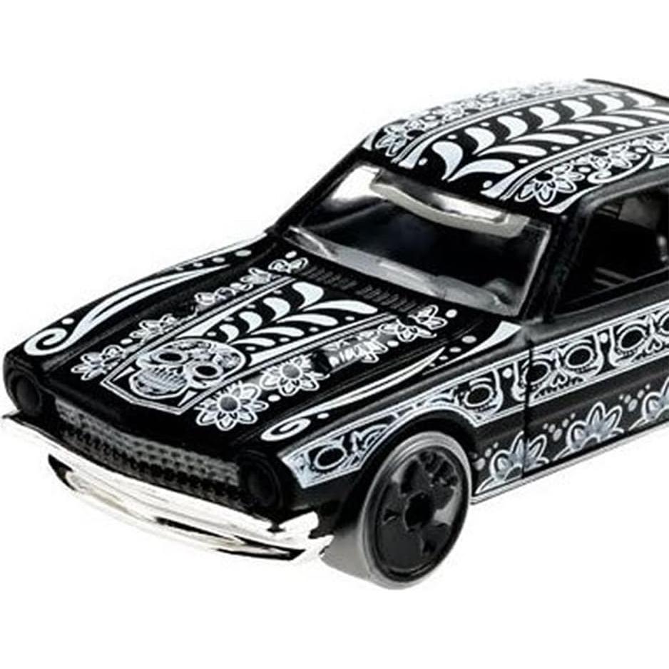 Hot Wheels Coche a Escala 1:64 '71 Maverick Grabber Halloween