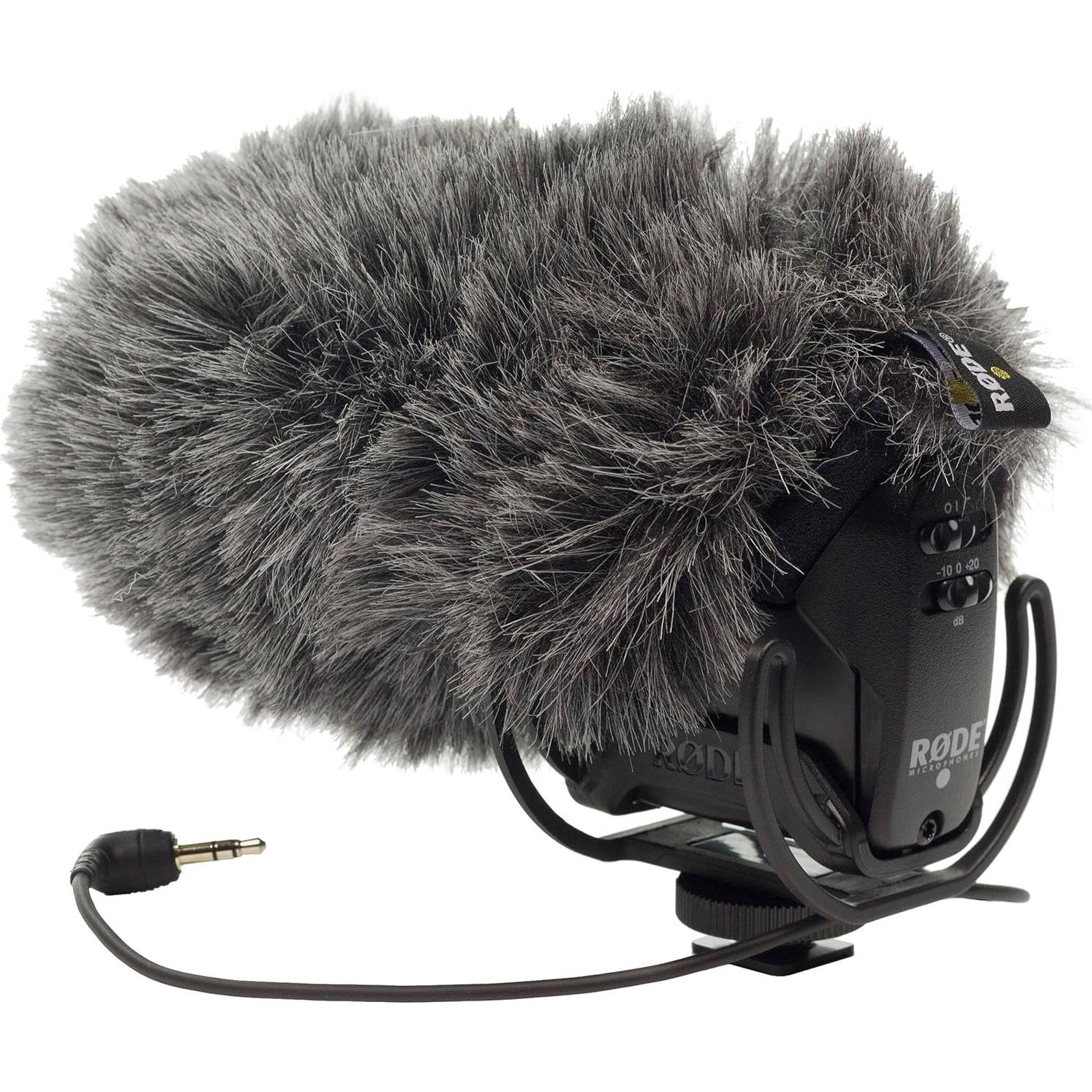 Micrófono de cañón Rode VideoMic Pro+ con DeadCat VMP+