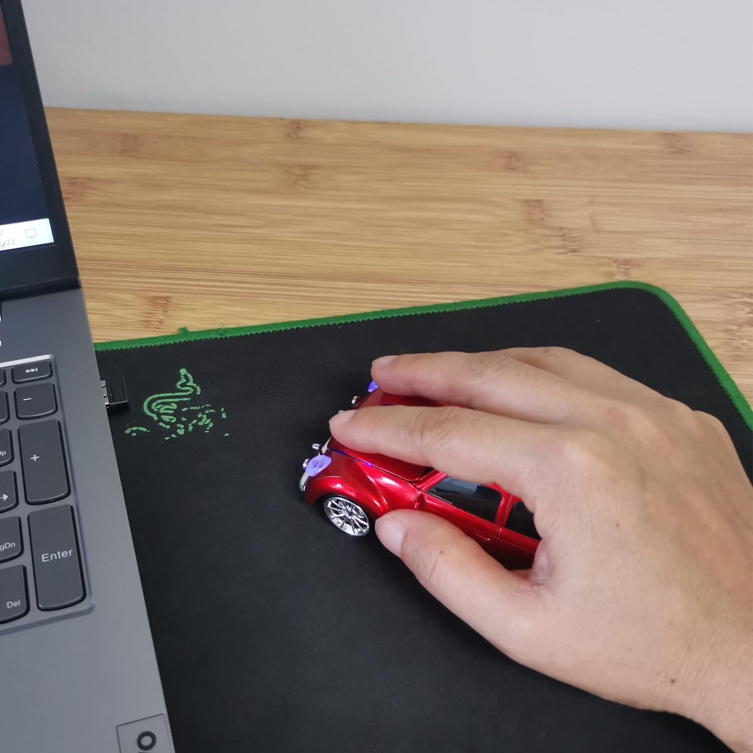 Wireless Car Mouse, 2.4Ghz Optical, Cute & Cool for Laptop PC Mac (Red)