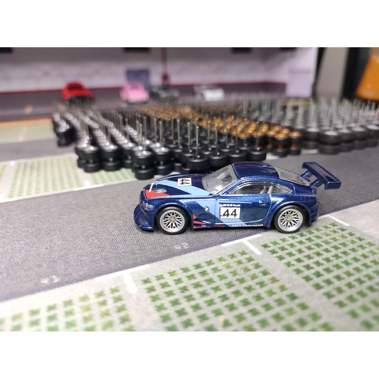 Juego de Ruedas y Ejes Goma 1:64 Genérico - 10 Piezas