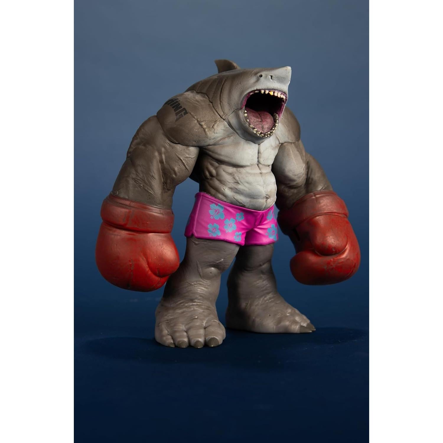 Figura de Vinilo Coleccionista McFarlane DC Rey Tiburón 11.43cm