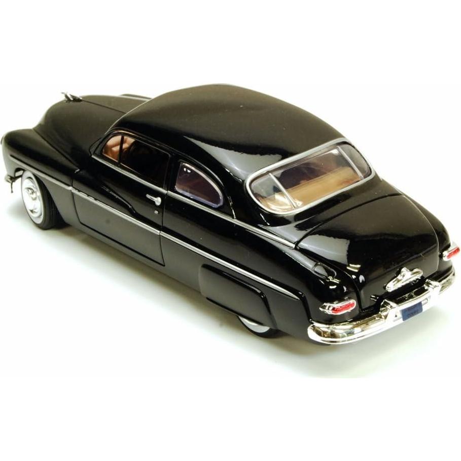 Coupé Mercury Eight 1949 Negro Motormax 1/24 Diecast