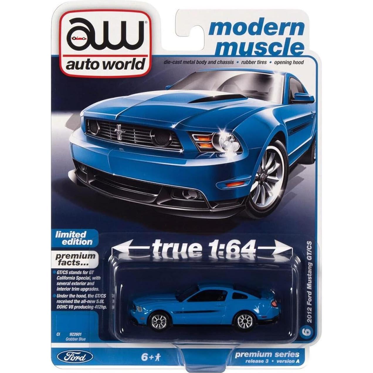 Auto World Mustang GT/CS 2012 a Escala 1:64 Azul
