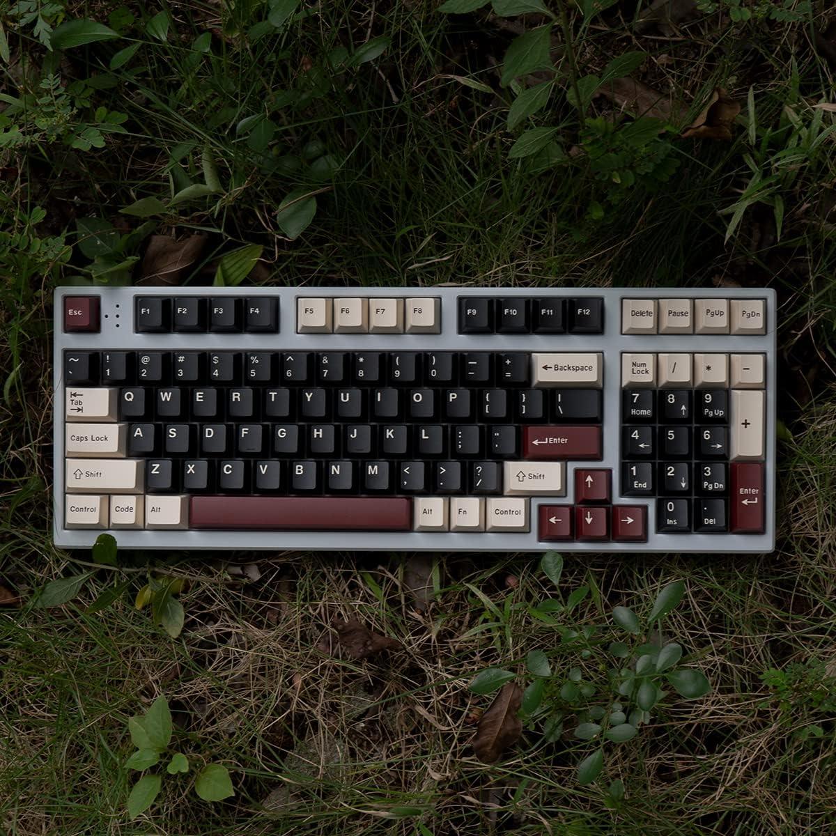 Juego de Teclas Mintcaps Roma Negro 173 Teclas Cherry MX