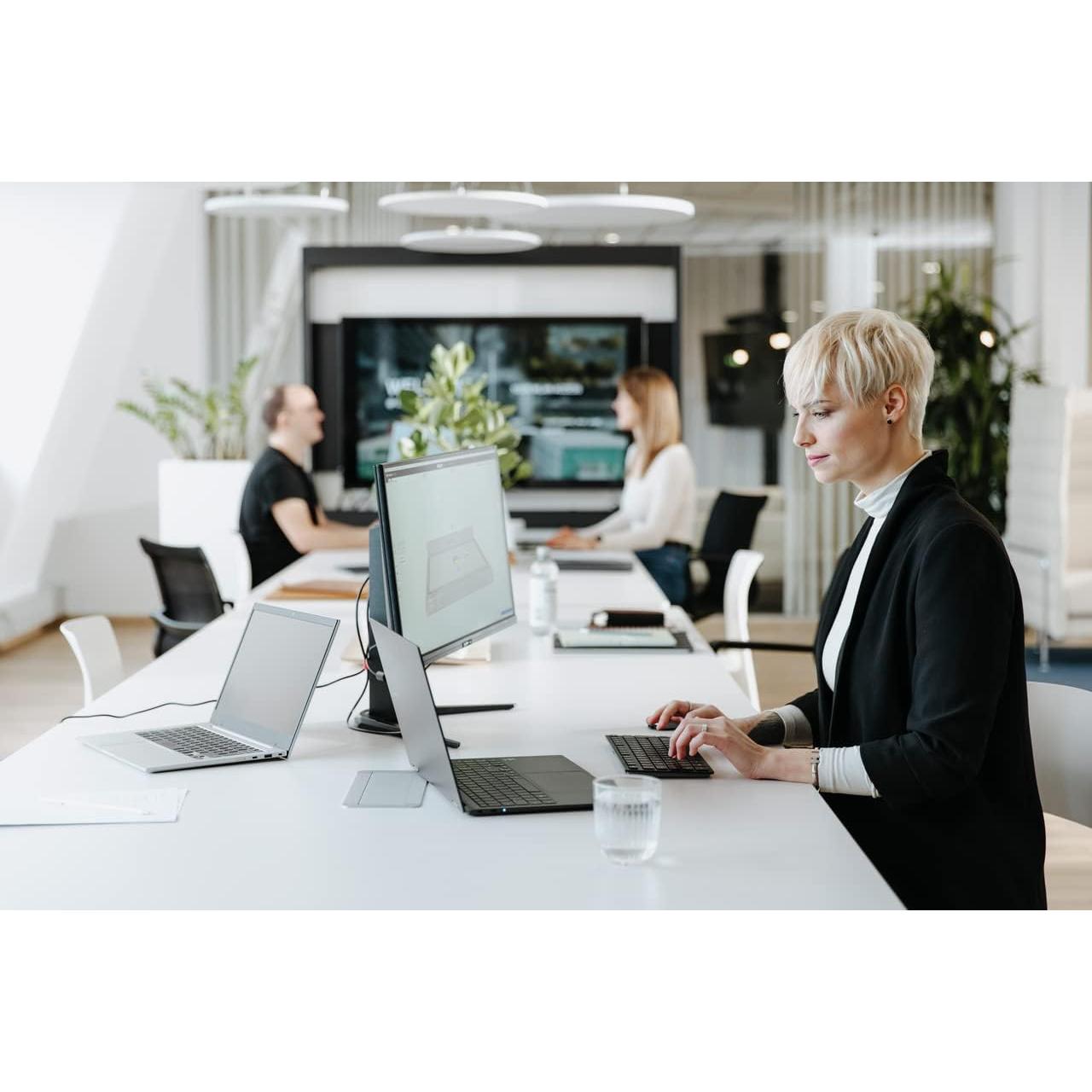 Teclado Inalámbrico Recargable Cherry KW 9200 MINI Bluetooth