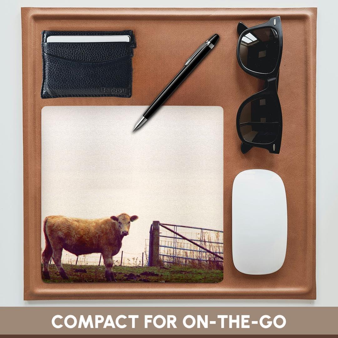 Mouse Pad Cuadrado 3dRose Toro en Pasto 20.32 cm