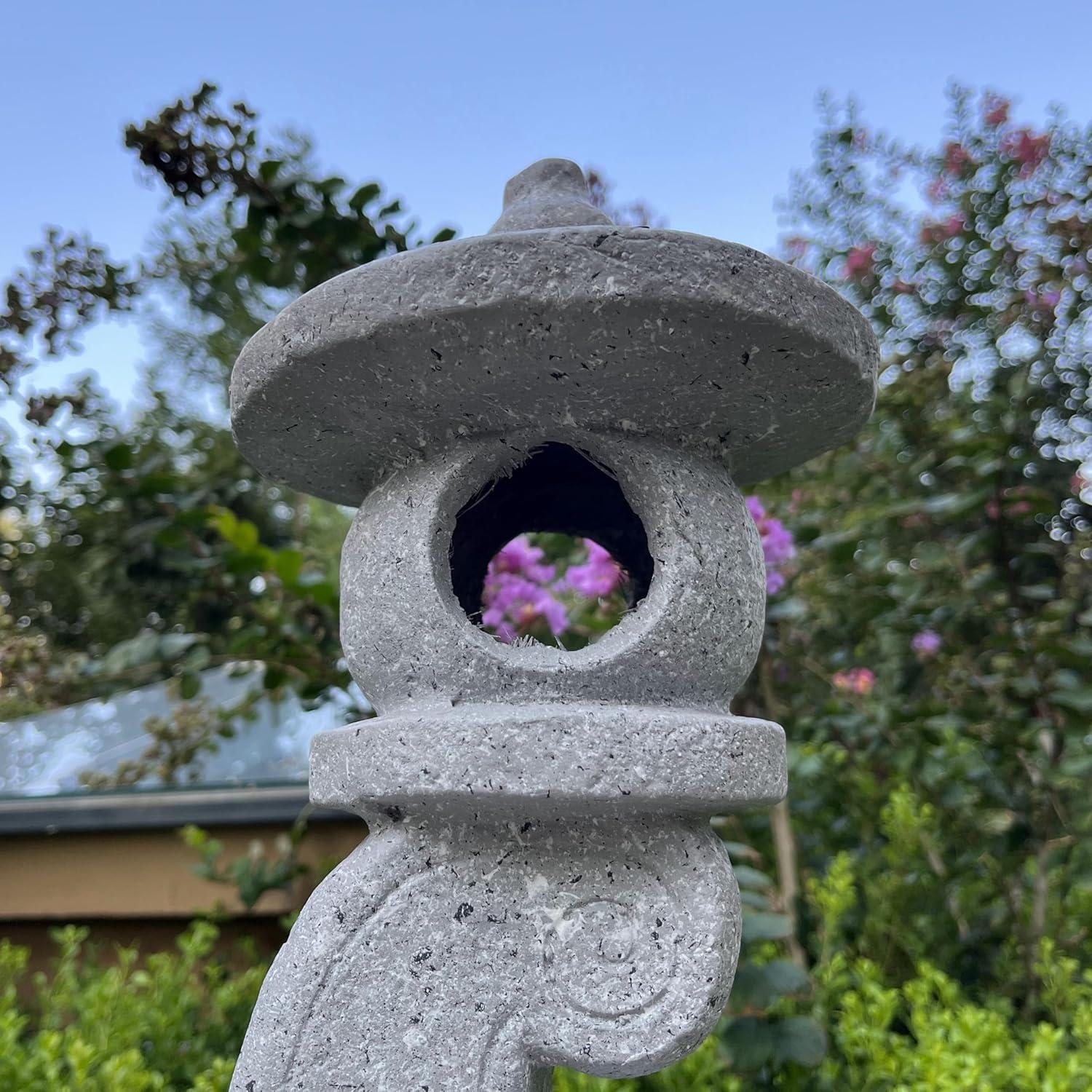 Estatua de Jardín Zen Pagoda GRASOLAR 36 cm con Luz Solar