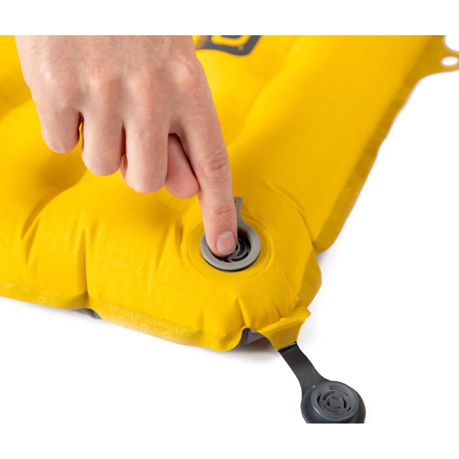 Nemo Equipment Tensor Mummy Orchid Insulated Dog Bed