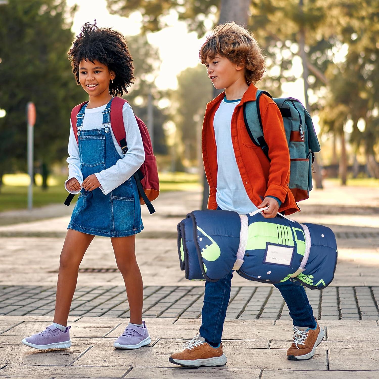 Colchoneta para Siesta Primlect con Almohada y Manta 139.7x88.9cm