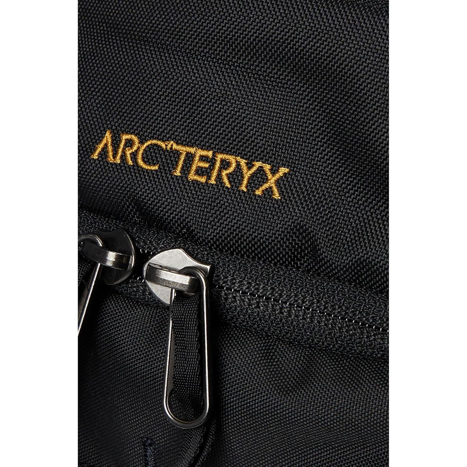 Arc'teryx Mantis 26 Backpack | Highly Versatile 26L Daypack | Black, One Size