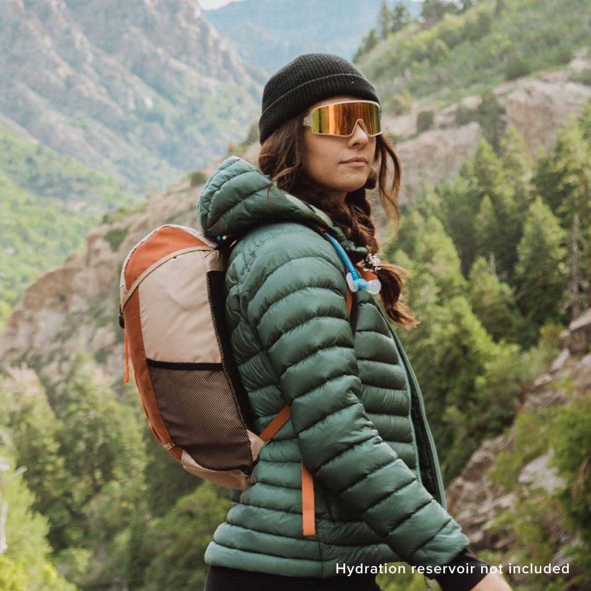 Juniper Daypack, Lightweight Hiking Backpack and Hydration Pack for Camping, Travel, Biking, and the Outdoors, 16 Liter (Desert Sand)