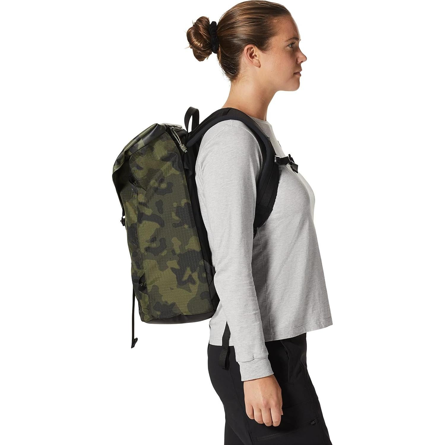Mochila Camp 4 25L Mountain Hardwear Camuflaje Ligera