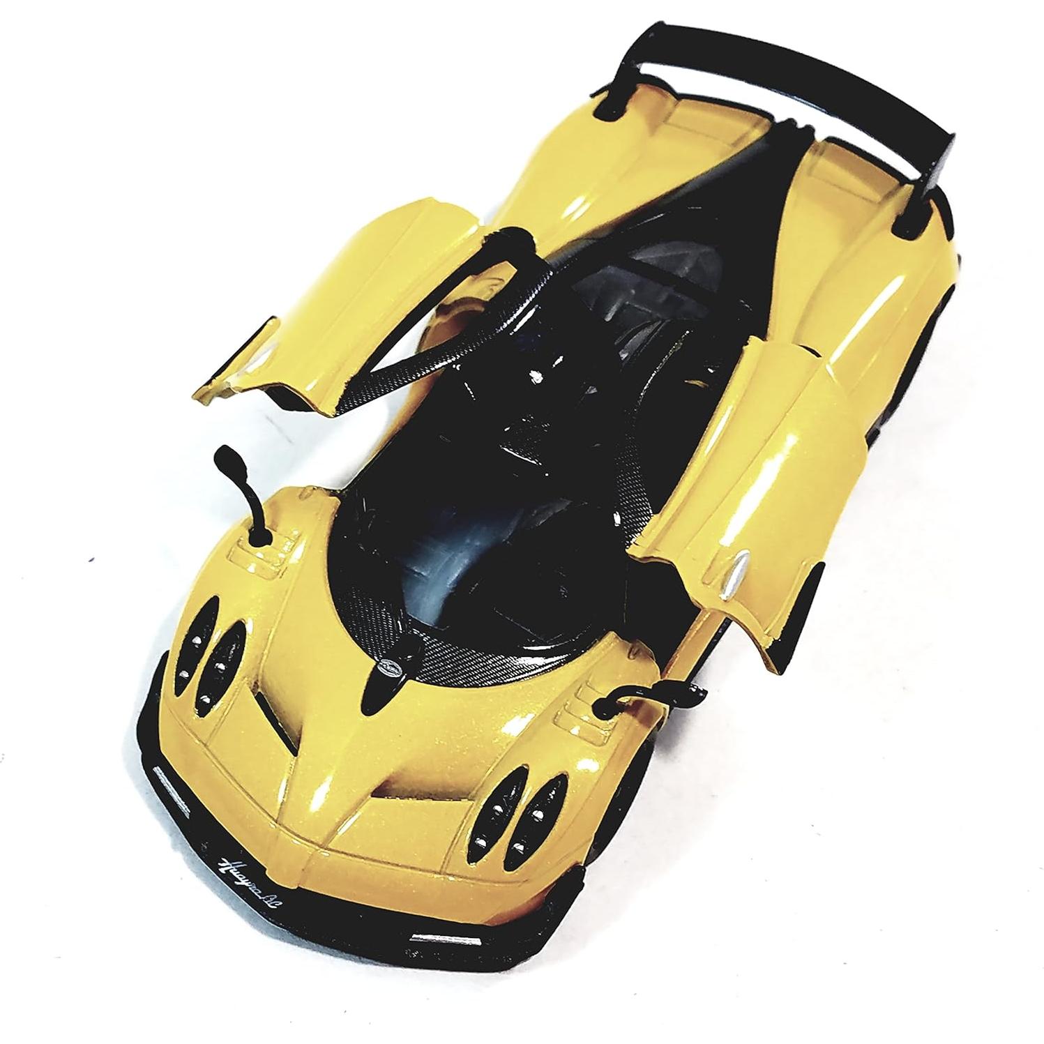 Modelo de Coche Kinsmart Pagani Huayra BC Amarillo 1:38