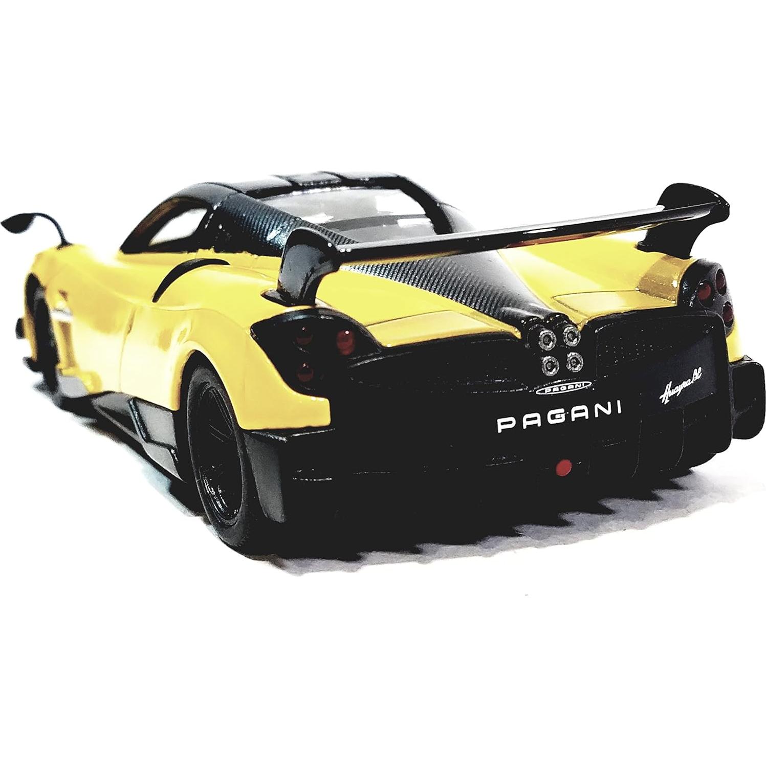 Modelo de Coche Kinsmart Pagani Huayra BC Amarillo 1:38