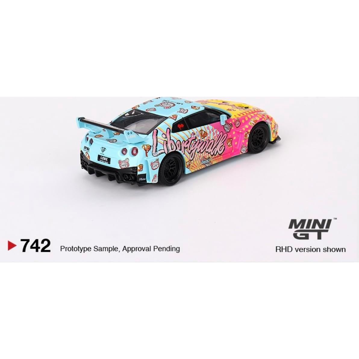 Coche Mini GT Nissan 350GT-RR LBWK KUMA V1 1:64 Diecast