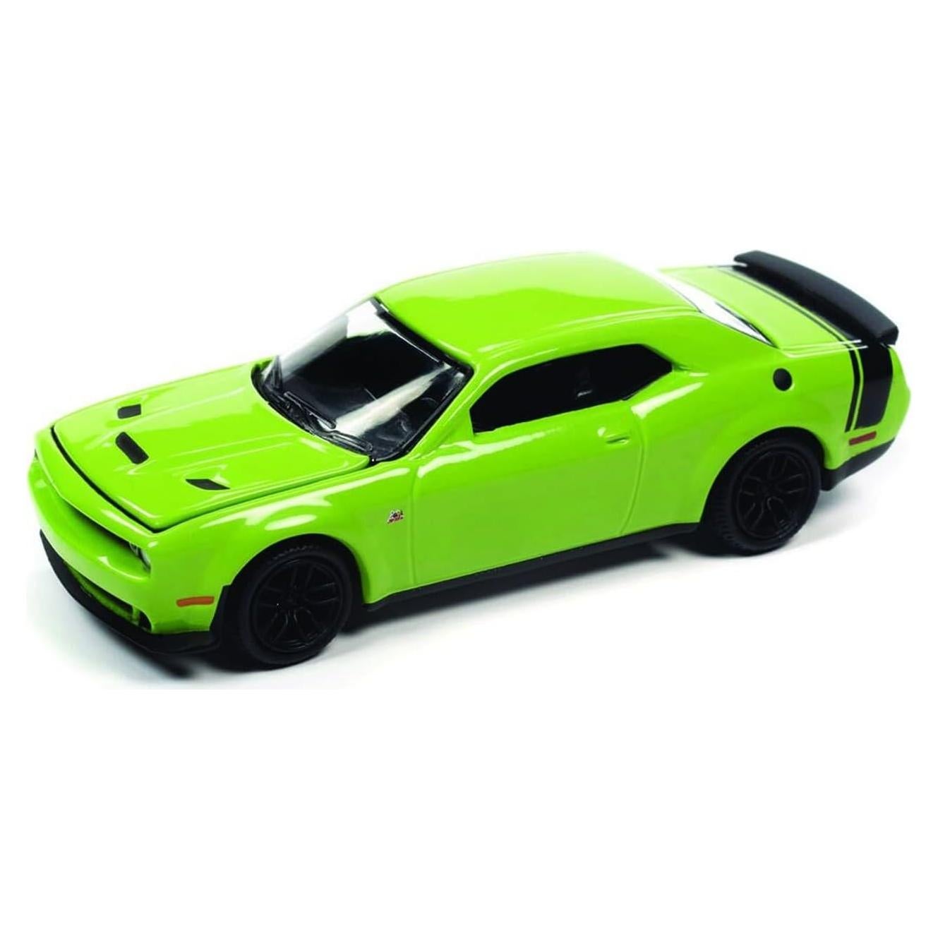 Auto World - Dodge Challenger Scat Pack 1:64 Sublime