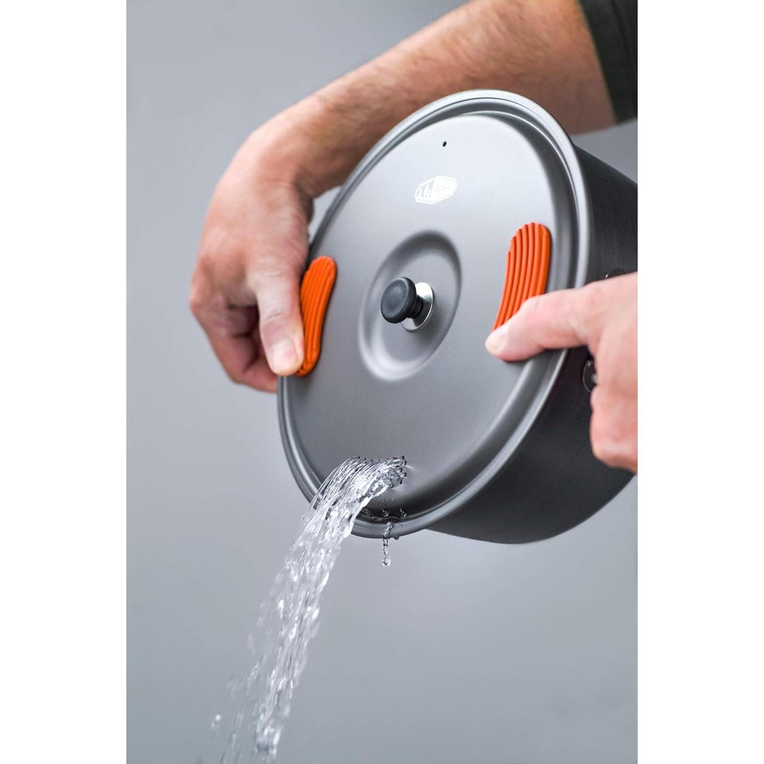 Olla de Camping GSI Outdoors Halulite 2L Aluminio Anodizado