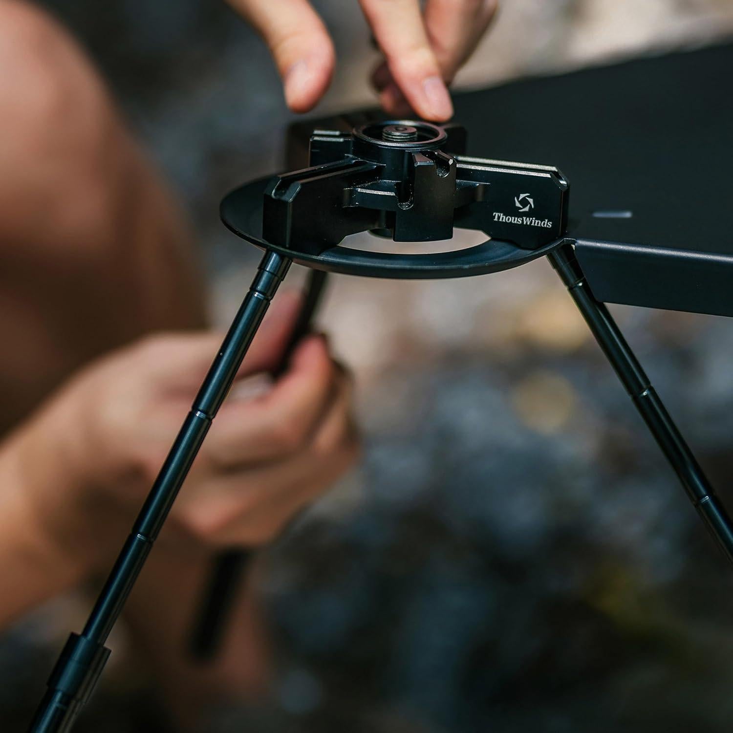 Soporte para Estufa de Camping Thous Winds TW1022-B Ajustable 10-36 cm