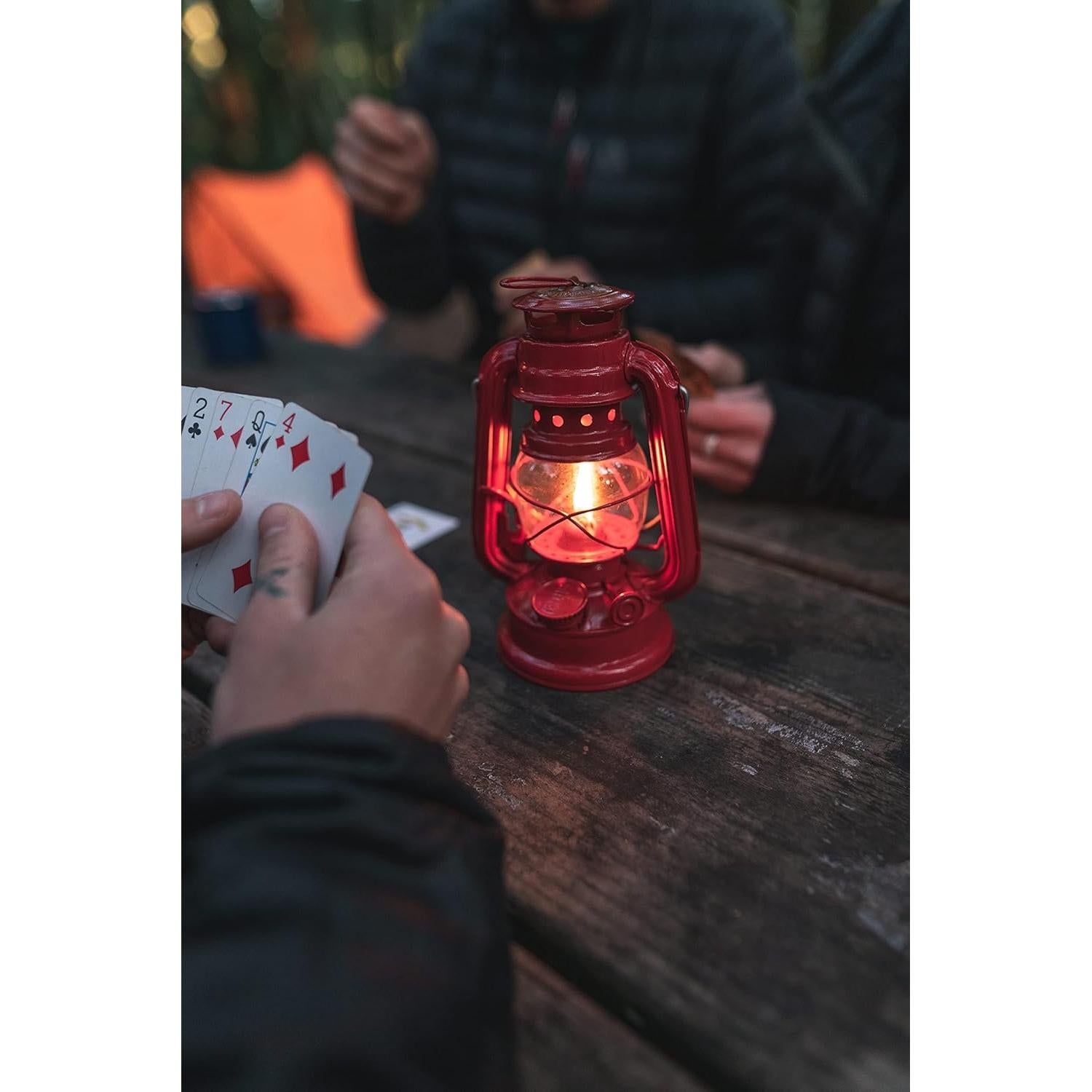 Linterna de Aceite Huracán Stansport 20.32 cm Ajustable