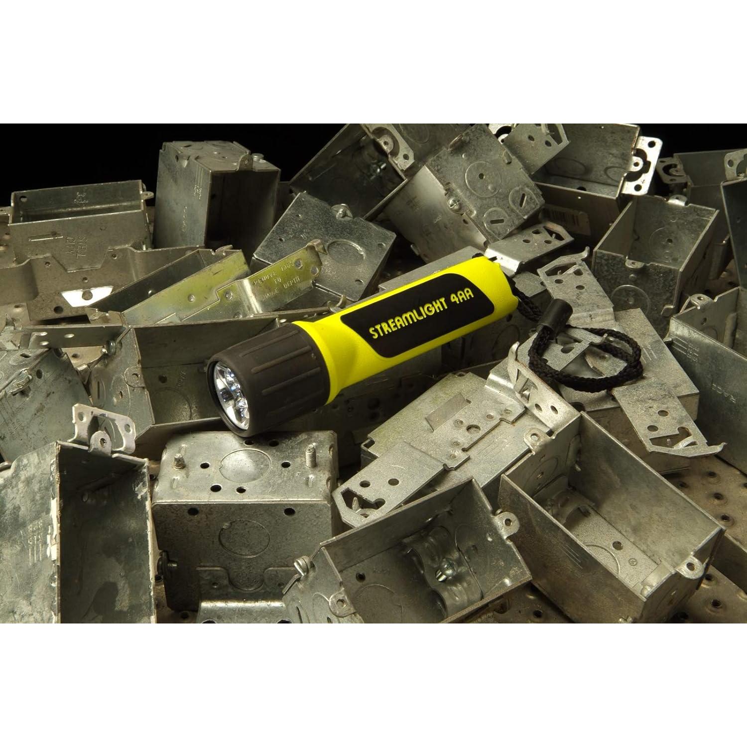 Linterna LED Streamlight 68202 ProPolymer 67 Lúmenes Amarillo