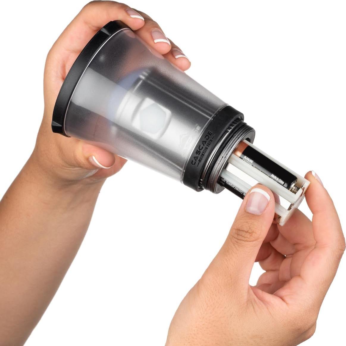 Linterna LED resistente al agua IPX4 500 lúmenes Cascade Mountain Tech - Paquete de 3