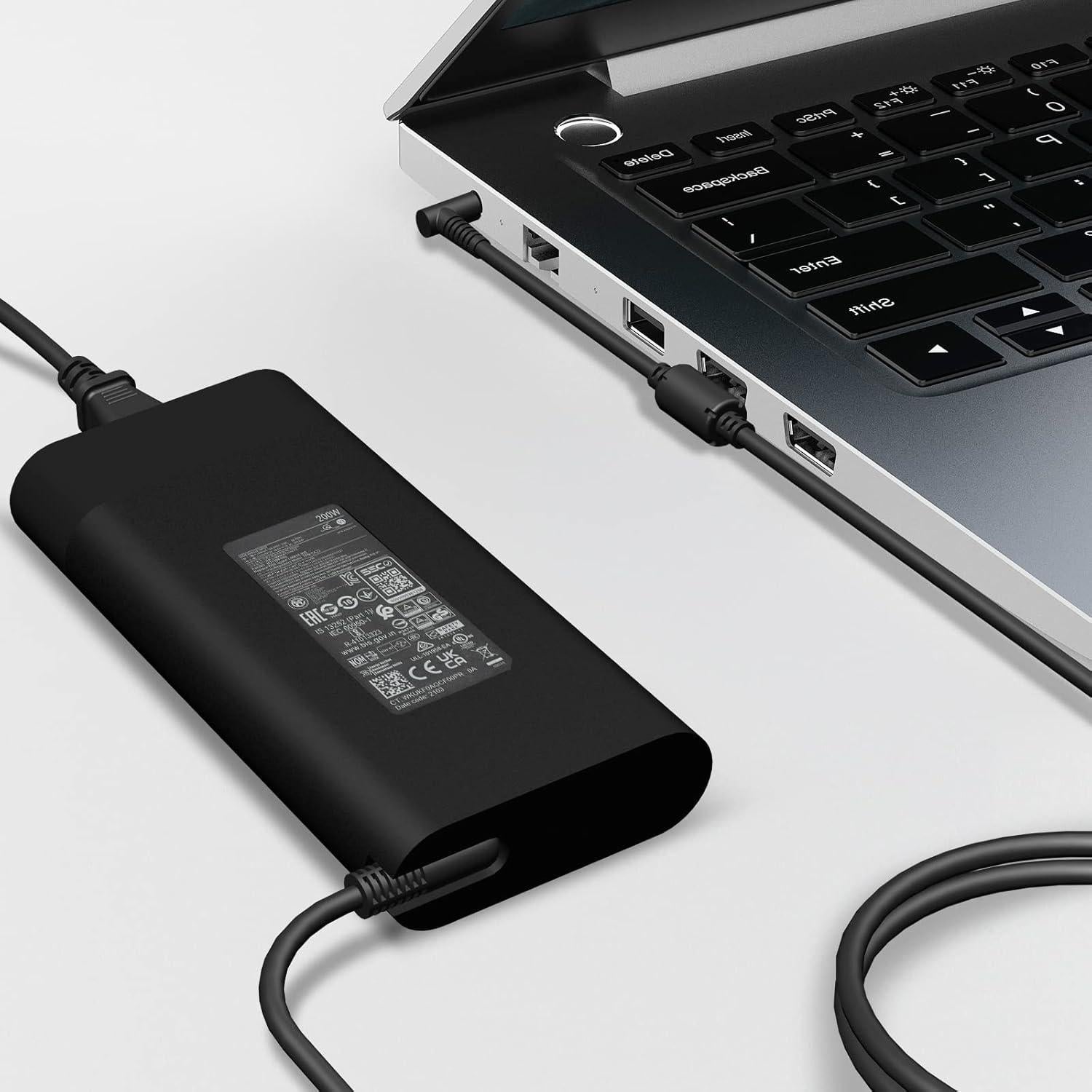 Cargador de Laptop MOLIDZ 200W Compatible con HP Omen Zbook