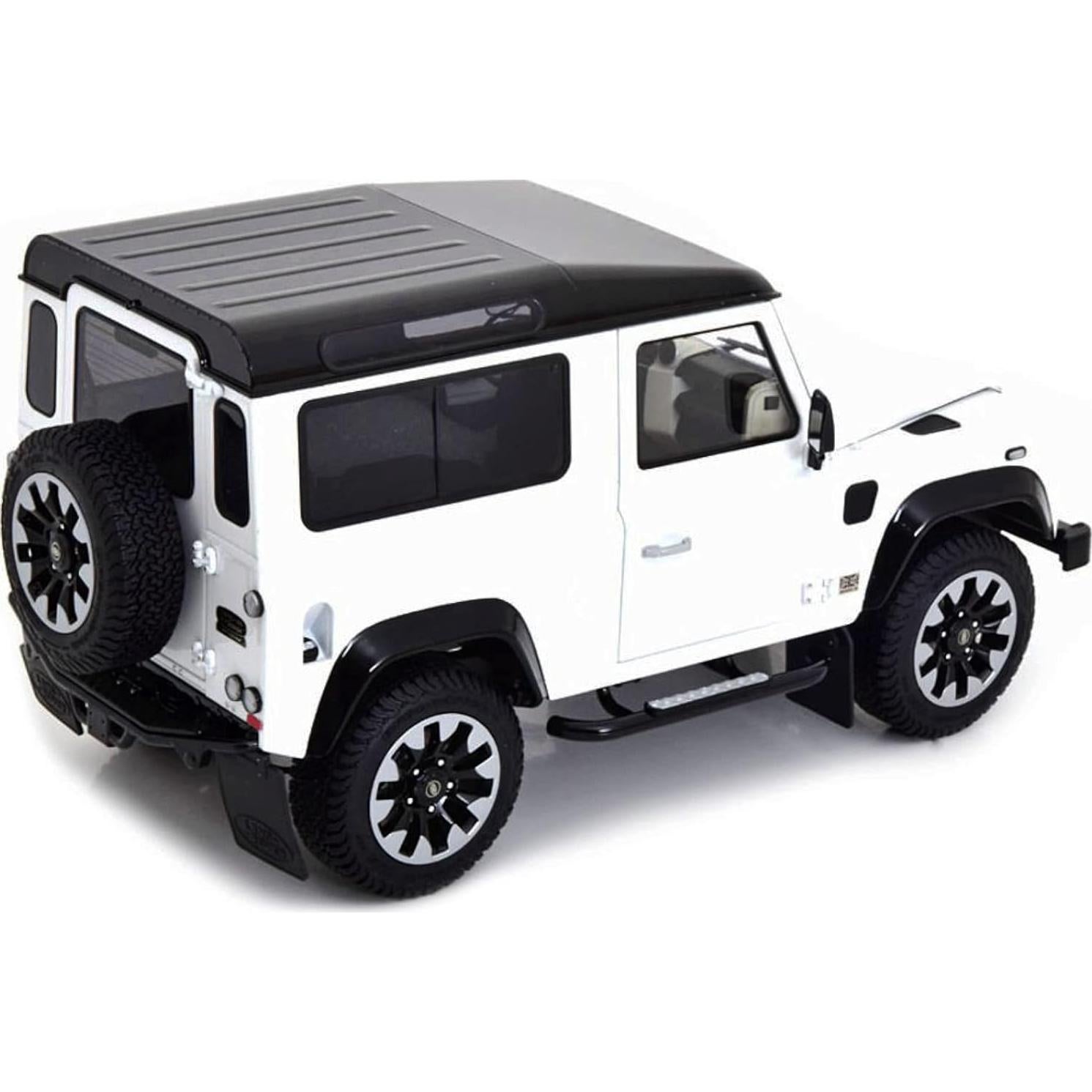 Coche a Escala 1/18 Land Rover Defender 90 V8 2018