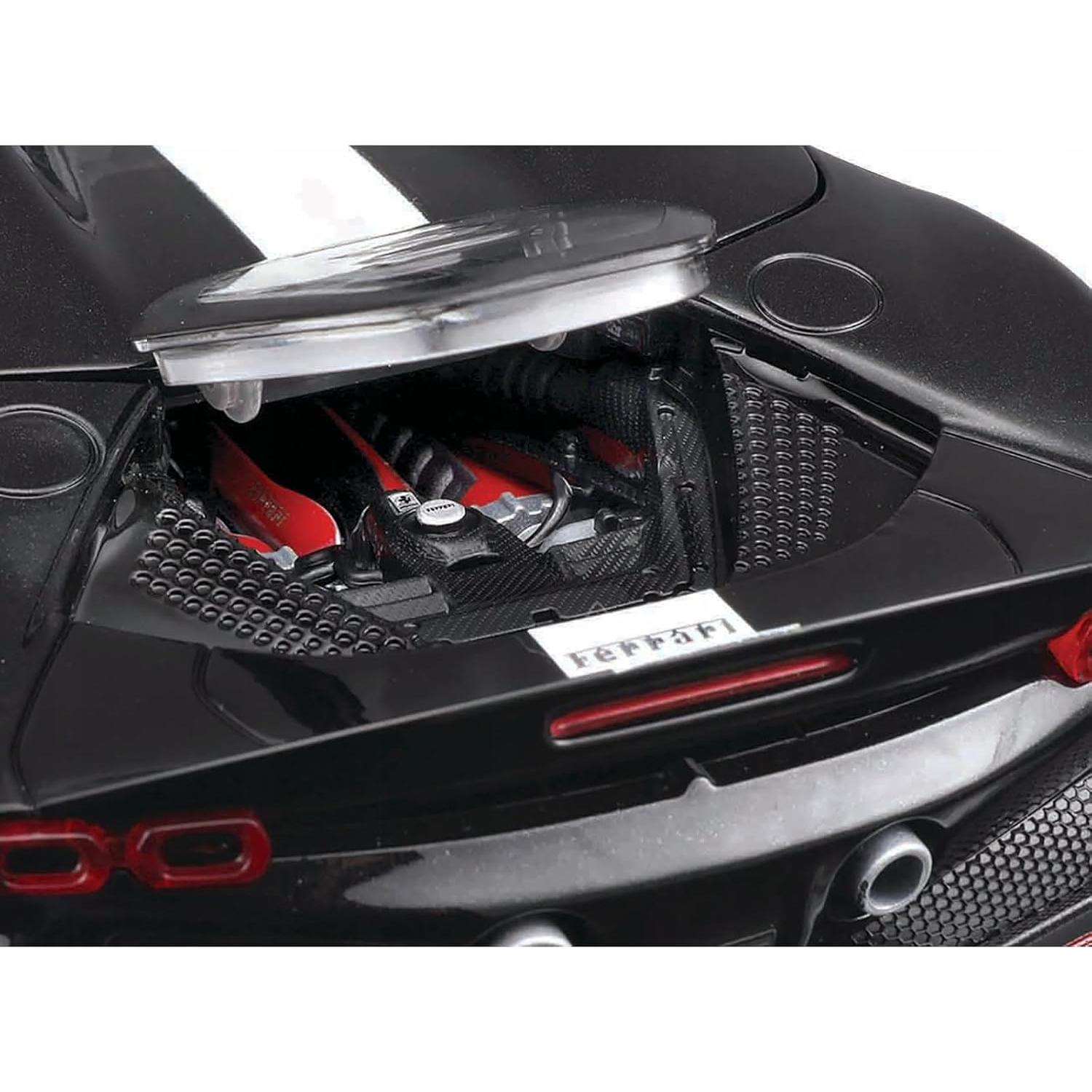 Coche Diecast Bburago SF90 Spider 1/18 Negro con Rayas