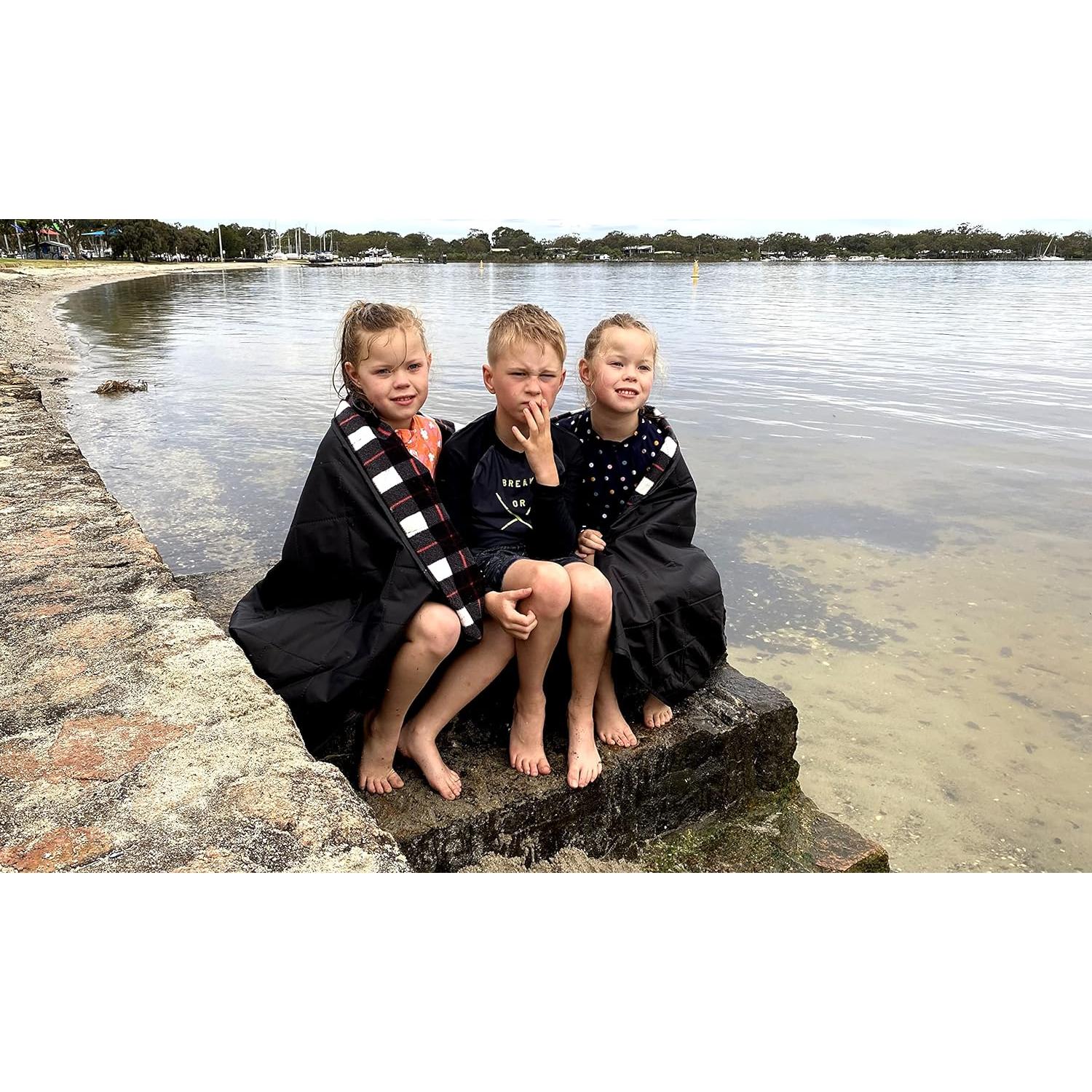 Manta Estadio XL Impermeable Down Under 350 GSM Acolchada