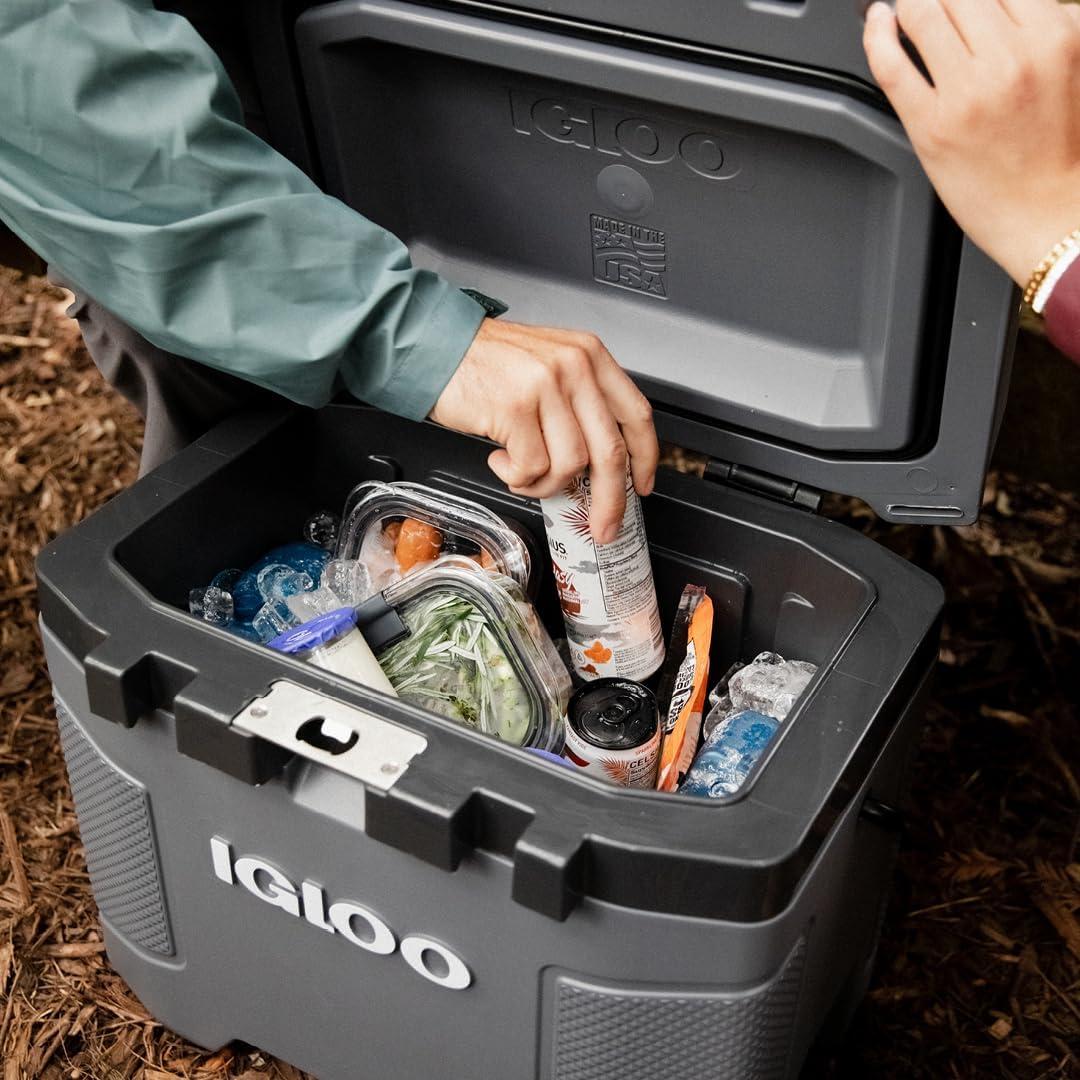 Hielera Aislada Igloo Trail Mate 25 QT Carbonite