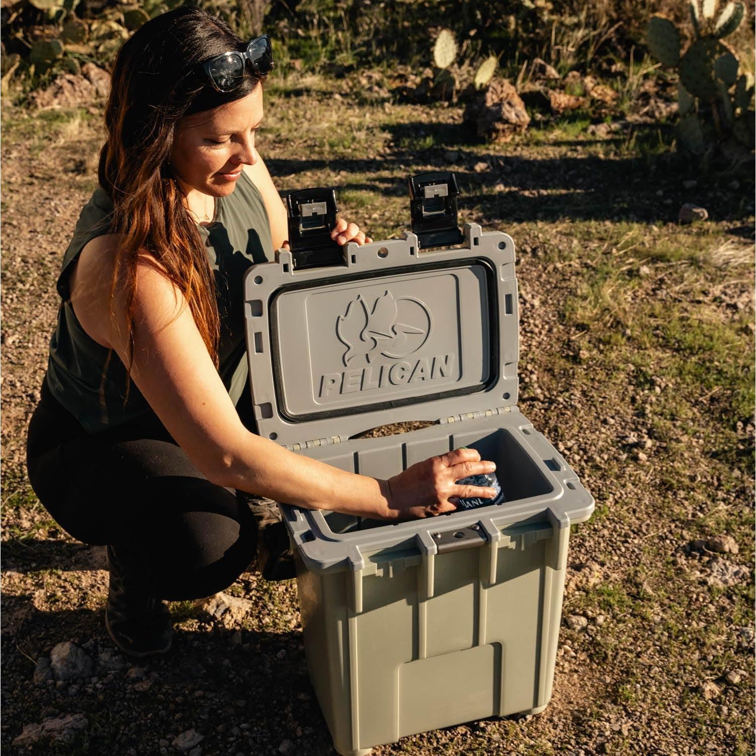 Enfriador Pelican 20QT Sage Gris - Aislamiento Extremo