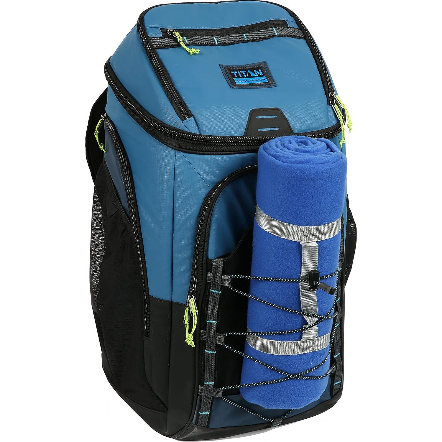 Enfriador de Mochila Titan Arctic Zone 30 Latas A Prueba de Fugas