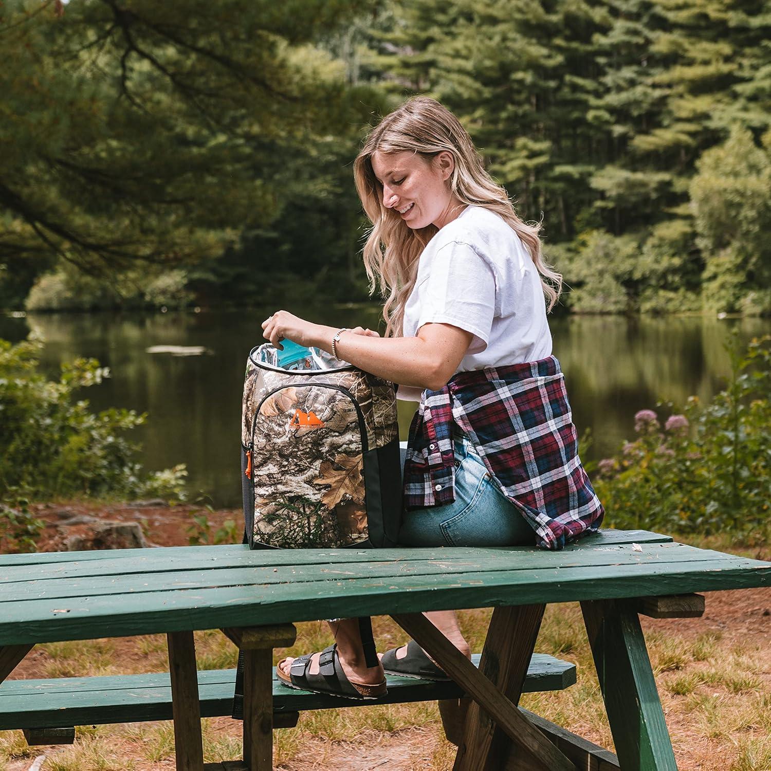 Enfriador de Mochila Arctic Zone 24 Latas Camuflaje Realtree