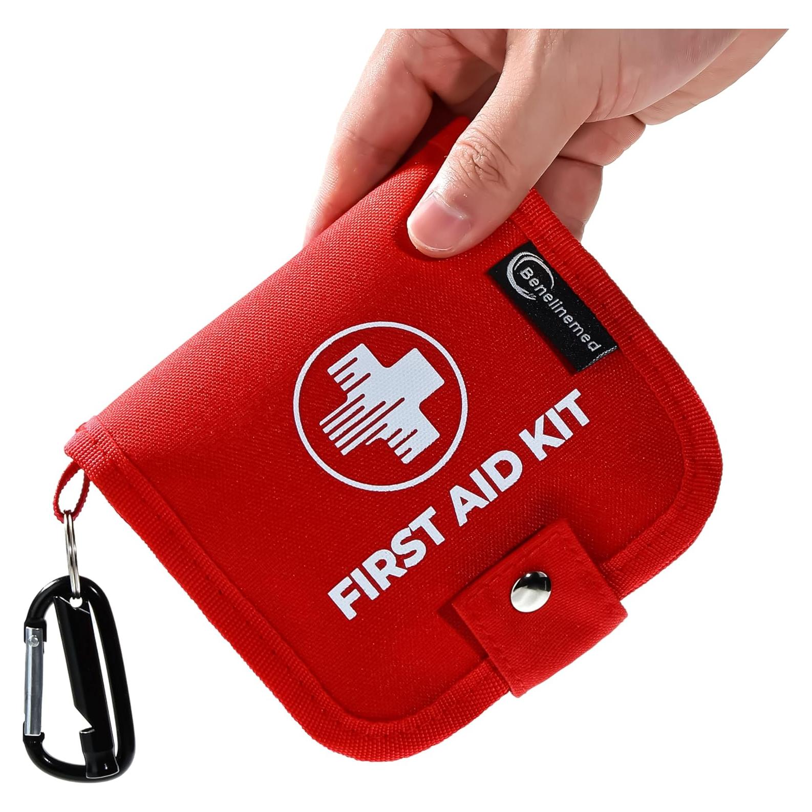 Kit de Primeros Auxilios Compacto Benelinemed 137 Piezas Rojo