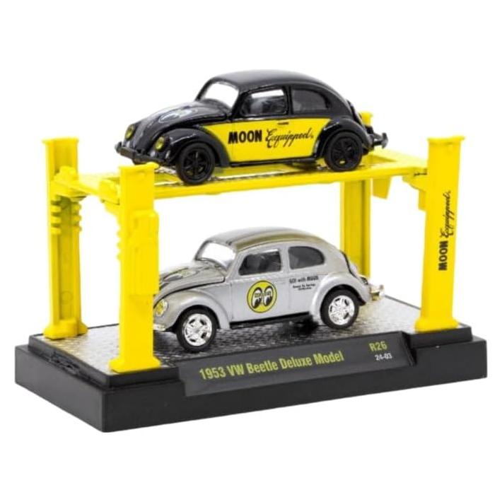 Collectibles M2 Machines 33000-26 Auto-Lift Moon Equipped - 1953 Classic Beetle Deluxe Model Set of Two with Lift 1/64 Scale
