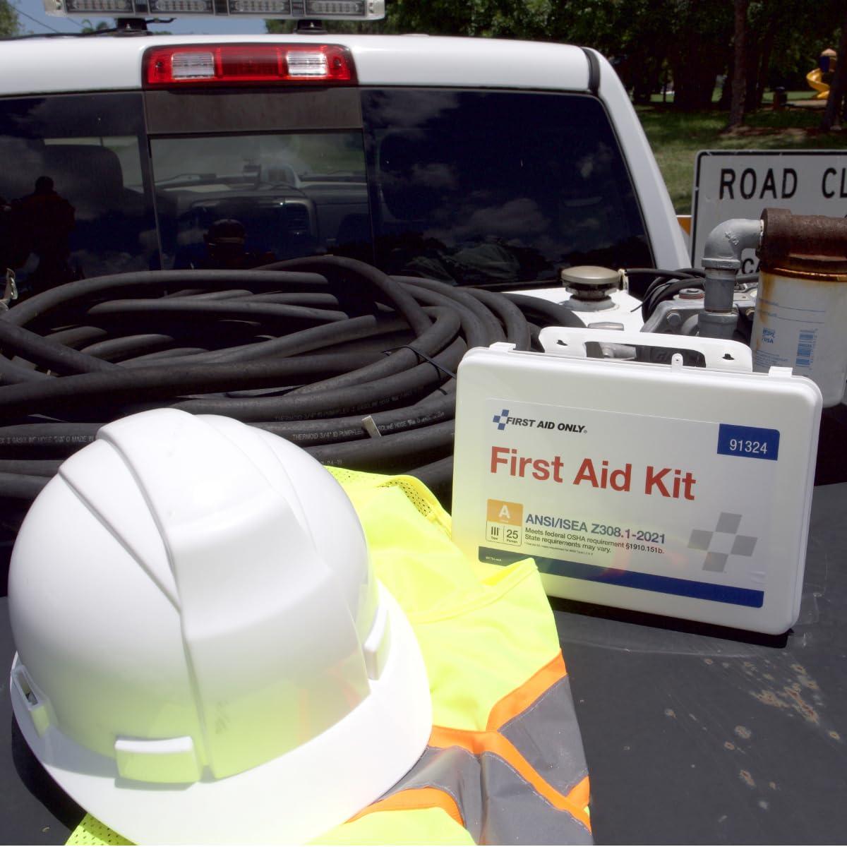 Kit de Primeros Auxilios Only 91324 para 25 Personas - 94 Piezas