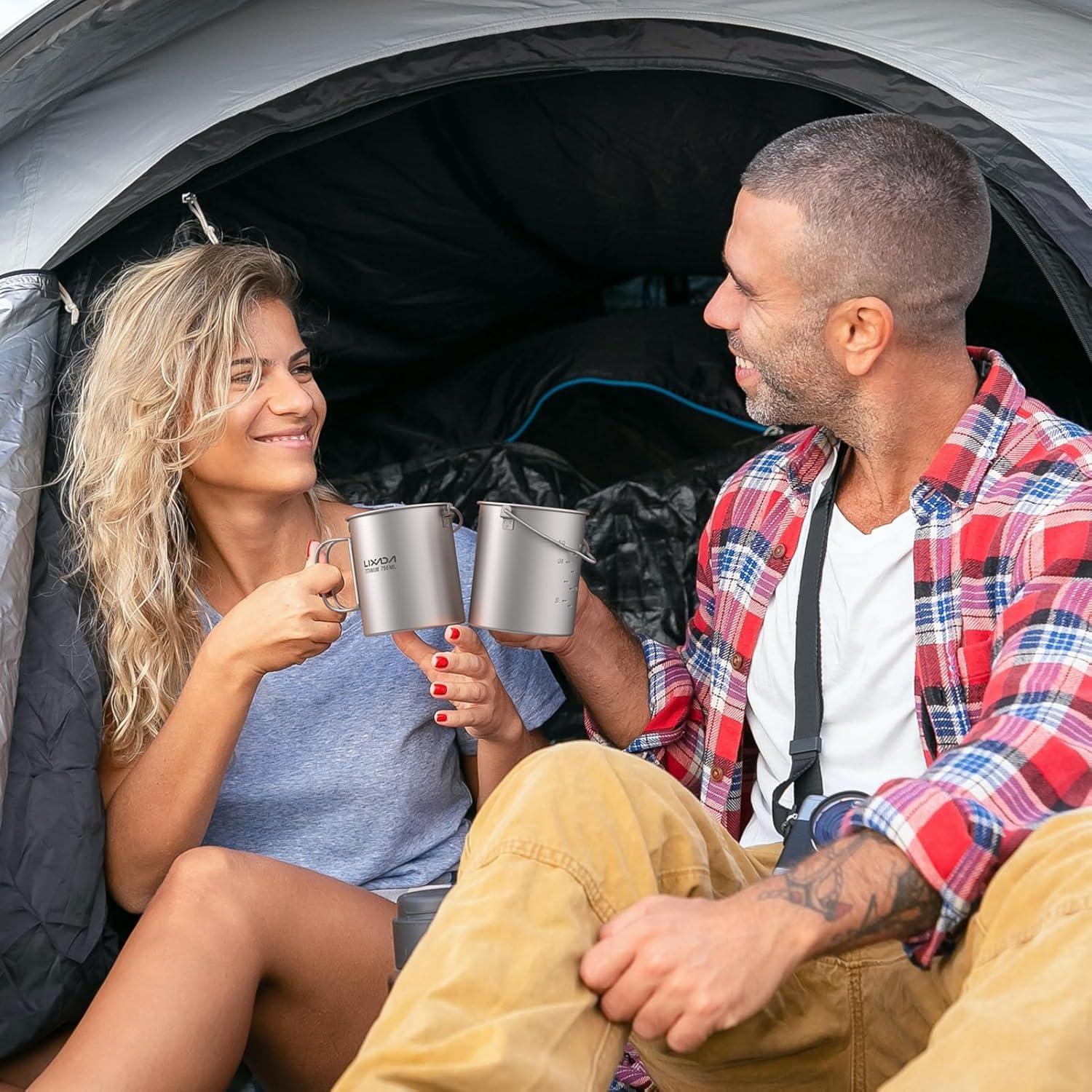 Taza de Titanio Lixada 750ml con Tapa y Mango Plegable