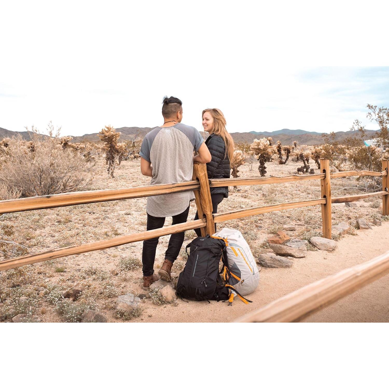 Mochila ALPS Mountaineering Baja 40L Gris/Albaricoque