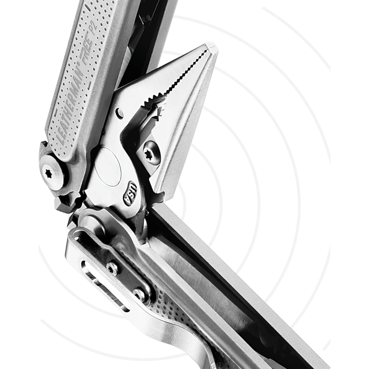 Multiherramienta Leatherman FREE P2 19 en 1 con Cierre Magnético
