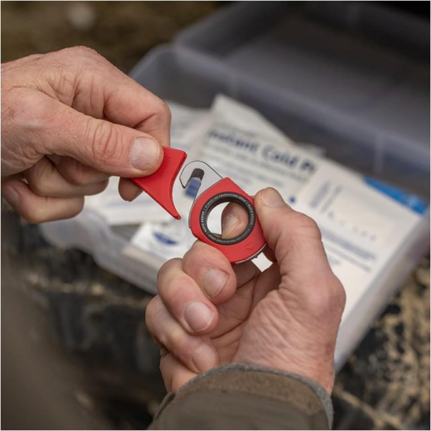 Multi-Herramienta SOG Rescate Rápido Cortador de Cinturón