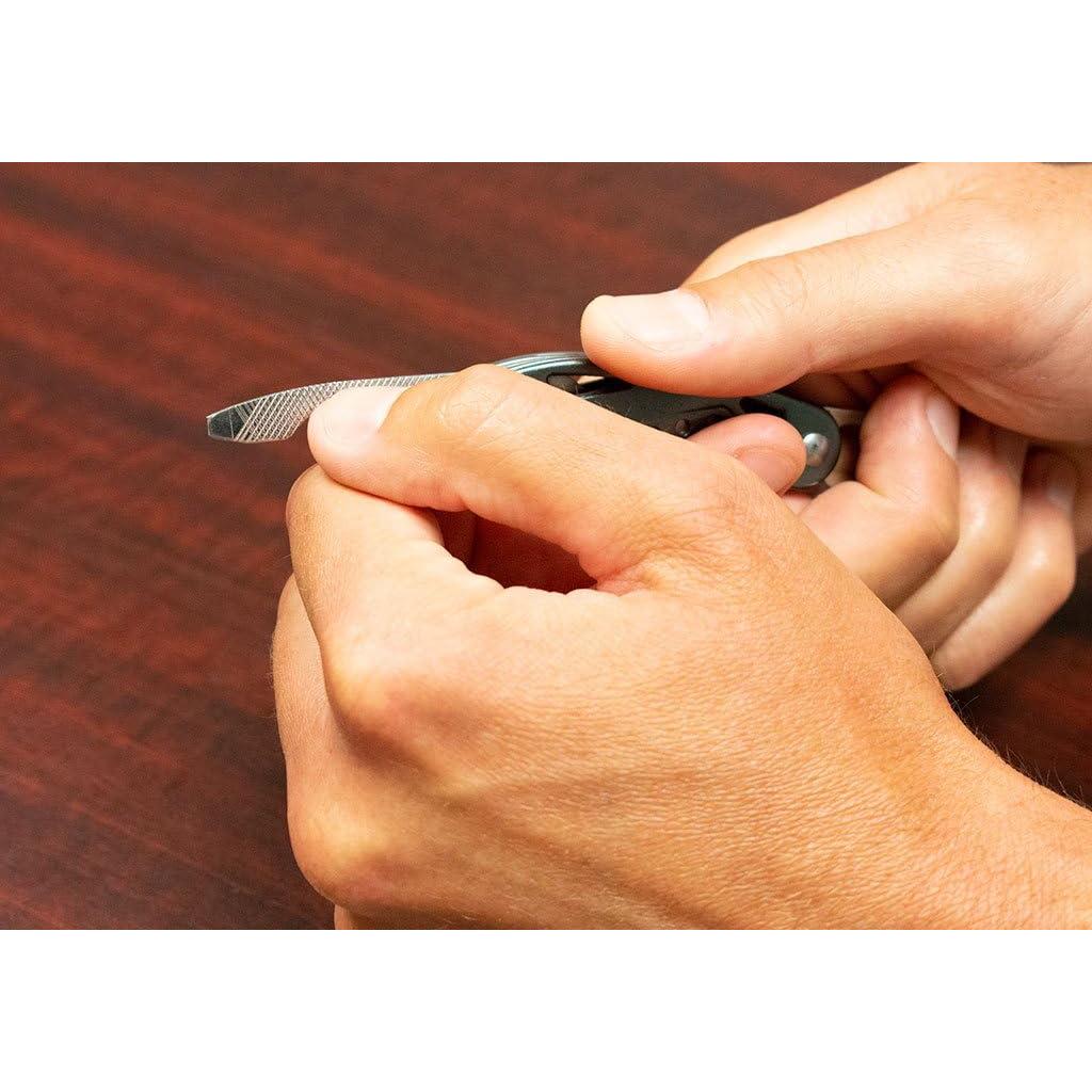 Herramienta Multiusos 6-en-1 Utility Verde, Acero 1.9x7x14.6cm