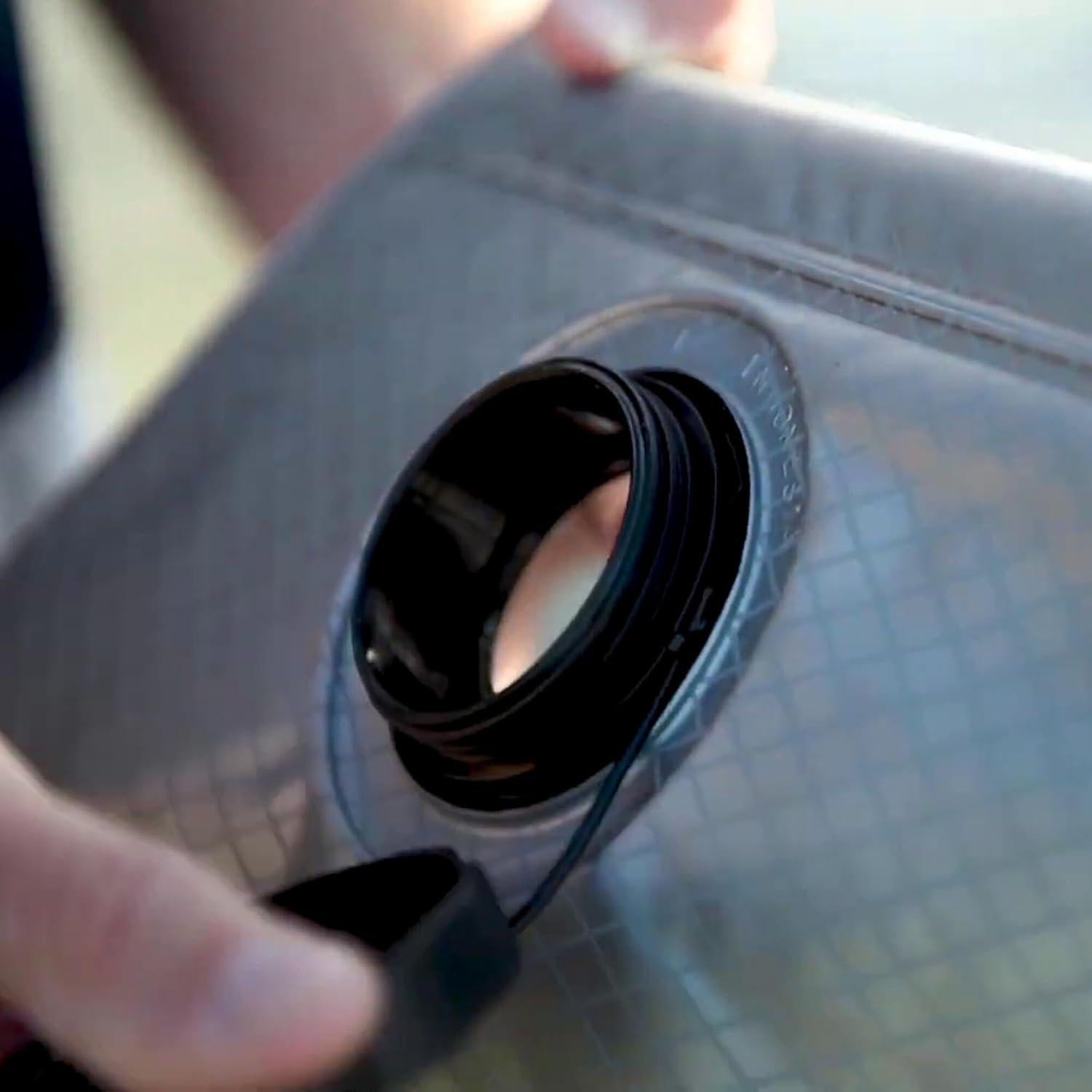 Ducha Solar Portátil Advanced Elements 9.46L - Plata